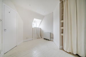 Photo 14- click for photo gallery